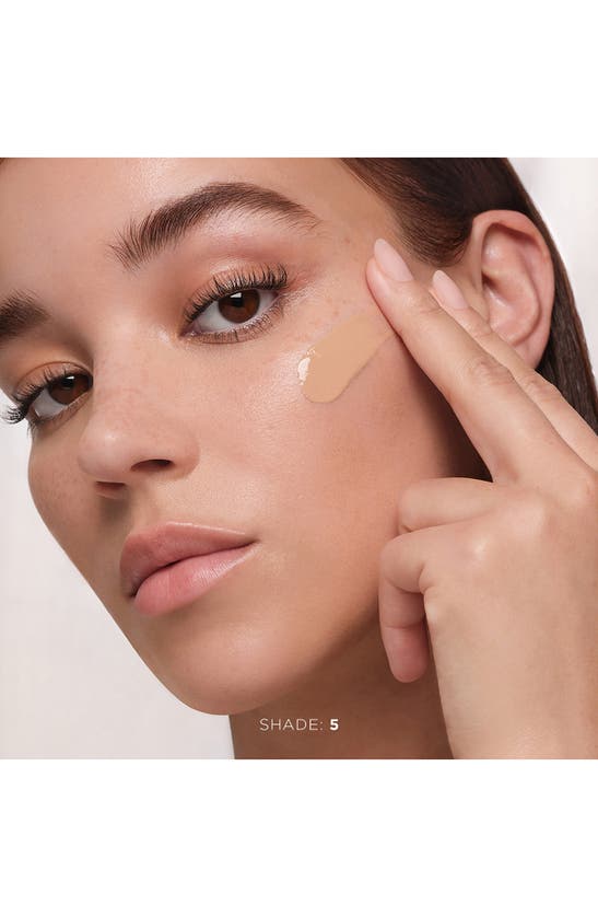 HOURGLASS HOURGLASS VEIL HYDRATING SKIN TINT