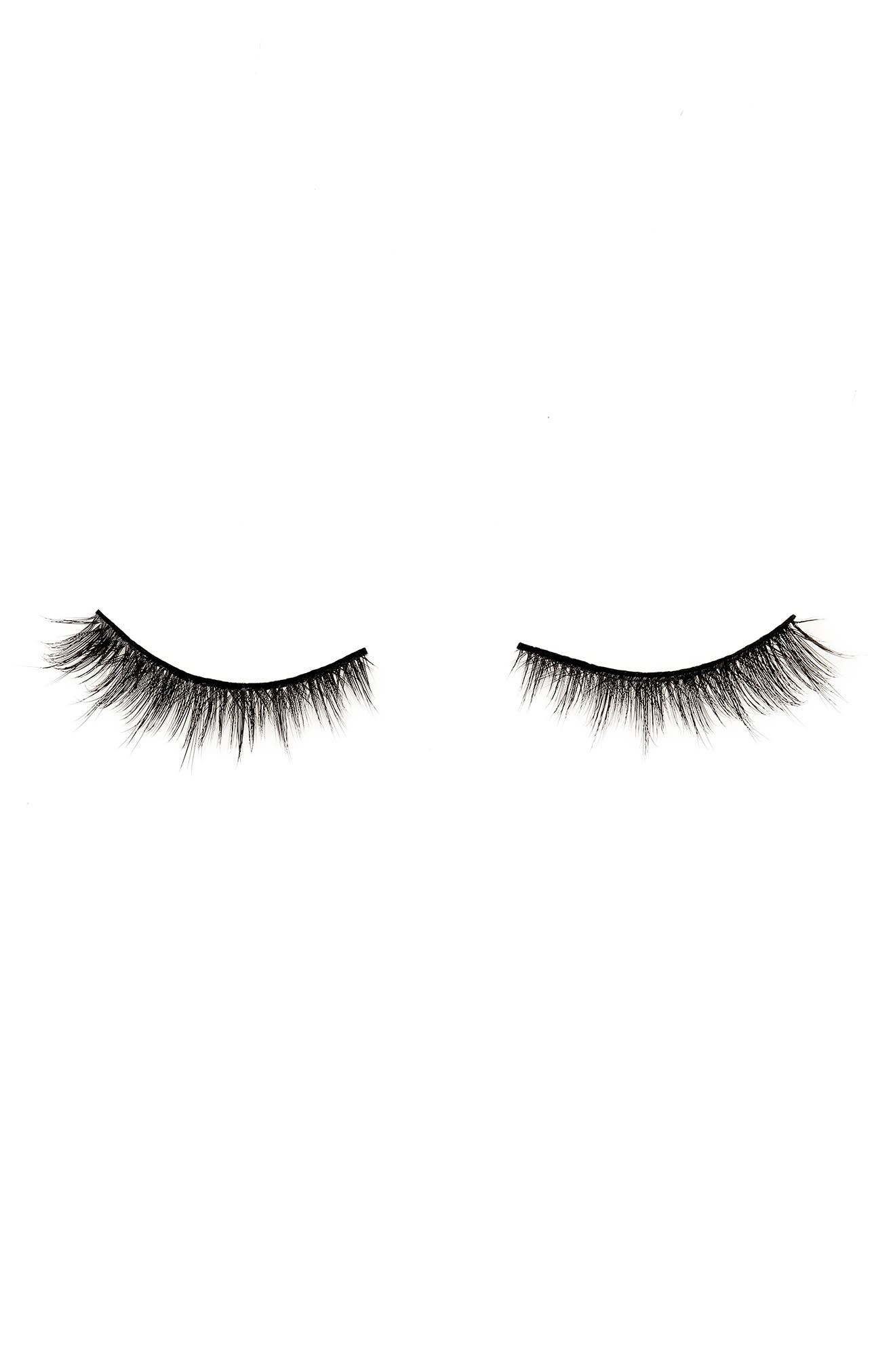 BLINKING BEAUTE Clever Luxe Innovative False Lashes at Nordstrom