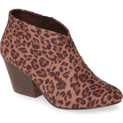Bella Vita Kira Ii Bootie, WW - Brown