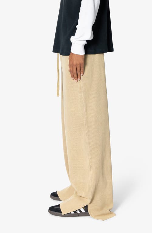 Mnml Slinky Corduroy Sweatpants In Earth