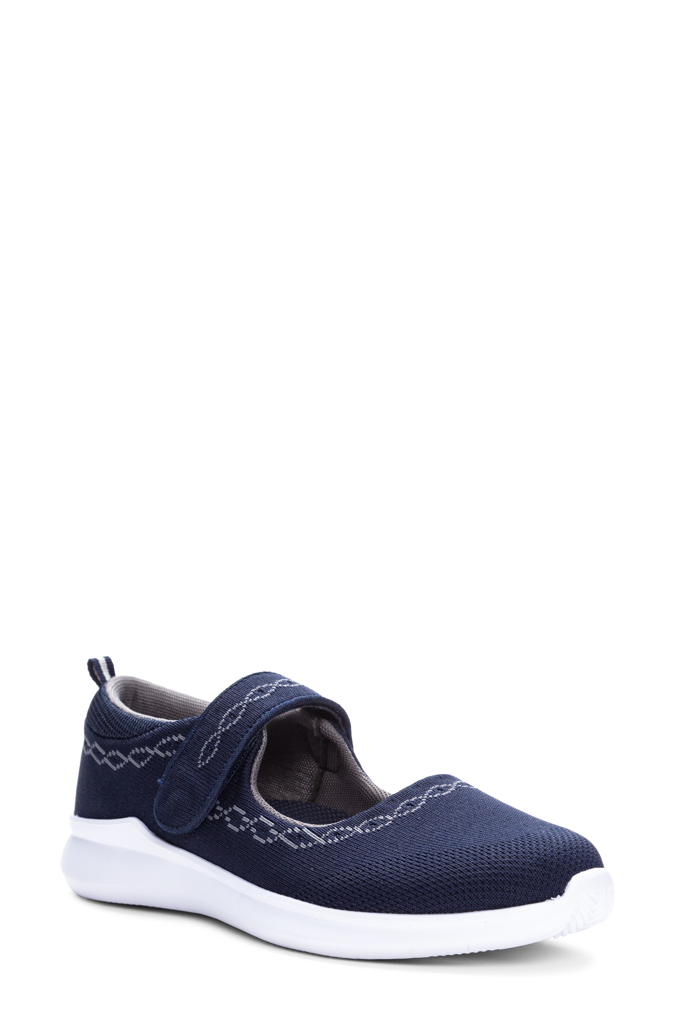 comfy mary jane shoes