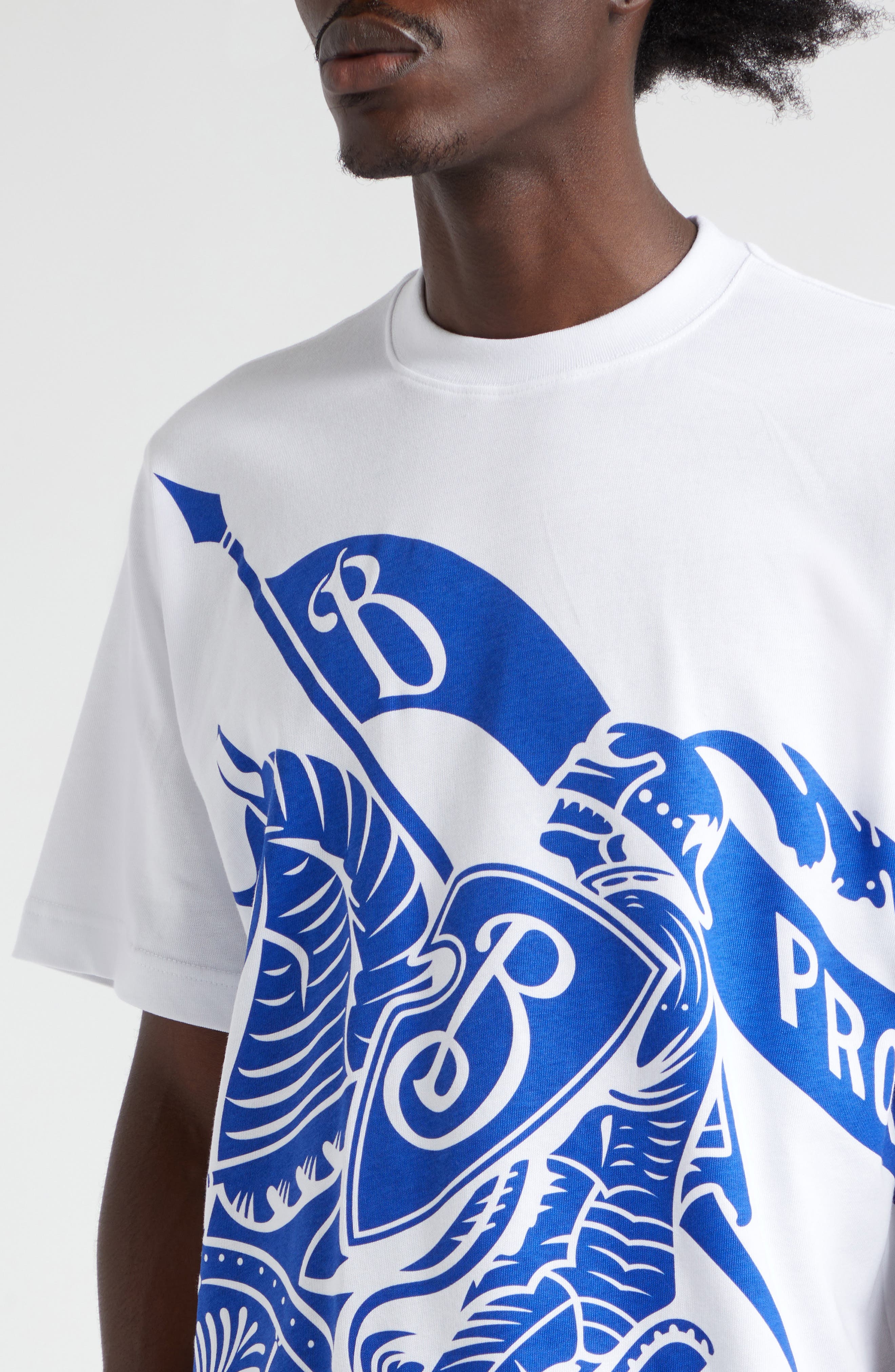 burberry Equestrian Knight Cotton Graphic T-Shirt | Smart Closet