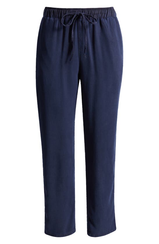 Shop Caslon Drawstring Crop Pants In Navy Blazer