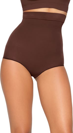 City Chic Women's Apparel Smooth and Chic Control Brief Shapewear, Latte,  26 : : Fashion