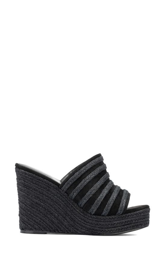 Fashion To Figure Sallie Platform Wedge Sandal In Black