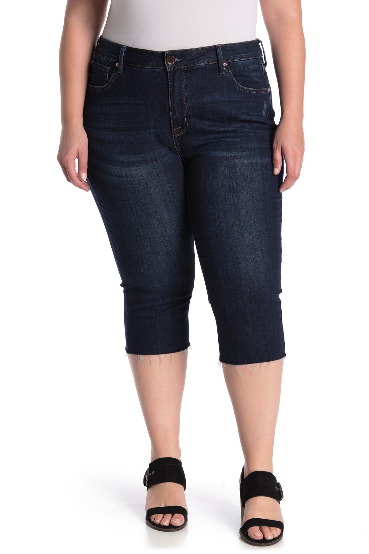 raw edge cropped jeans