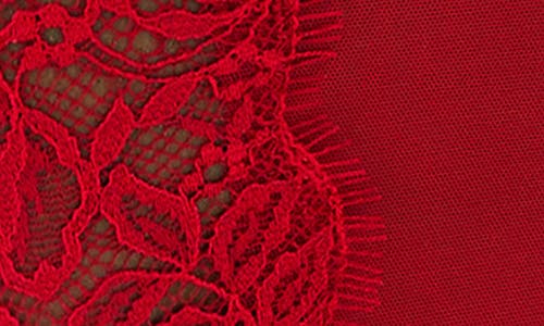 B.TEMPT'D BY WACOAL B.TEMPT'D BY WACOAL IT'S ON EYELASH LACE THONG 