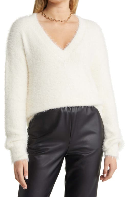 halogen(r) Cozy V-Neck Sweater in Ivory Pristine