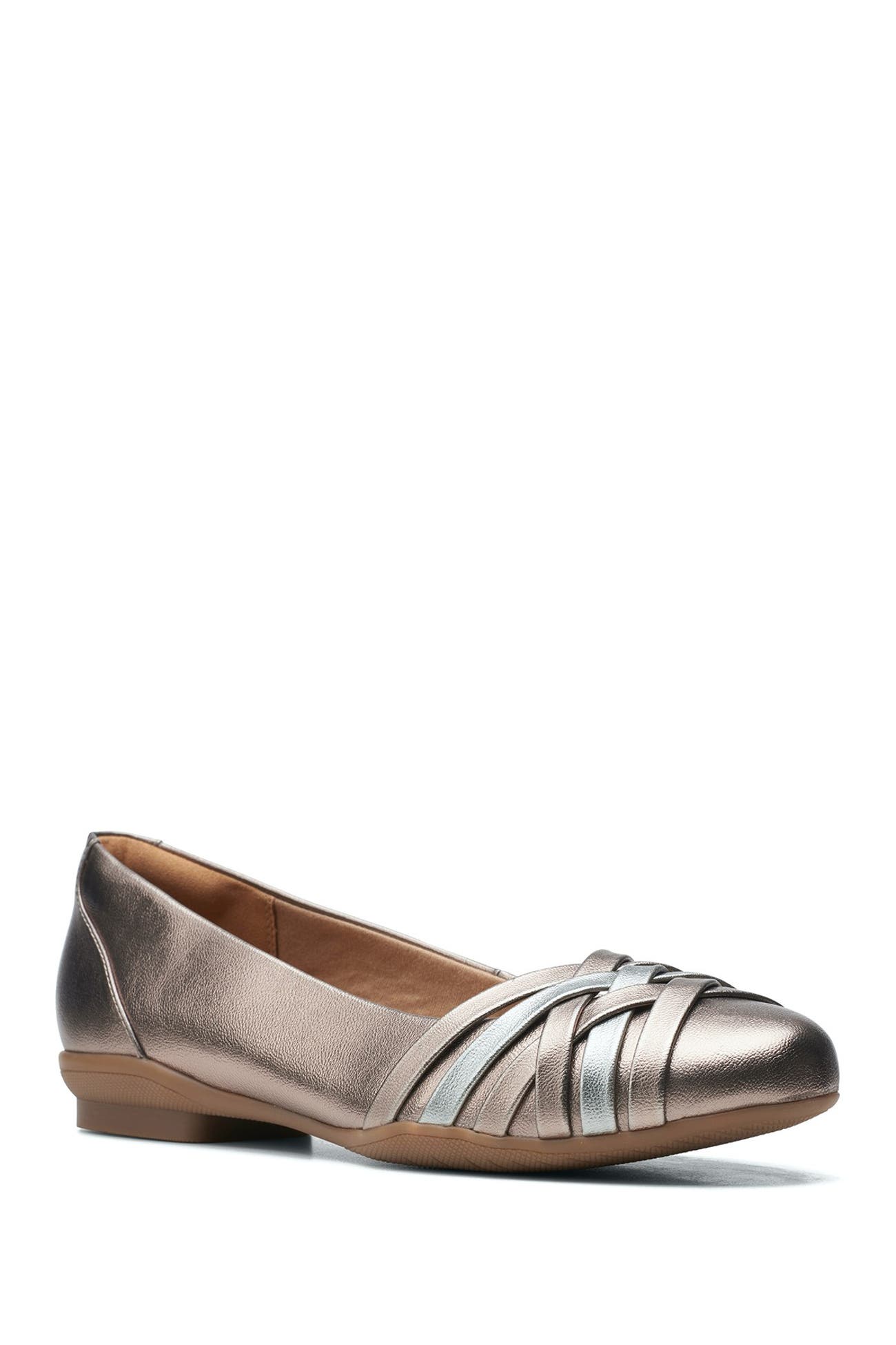 clarks sara clover flats