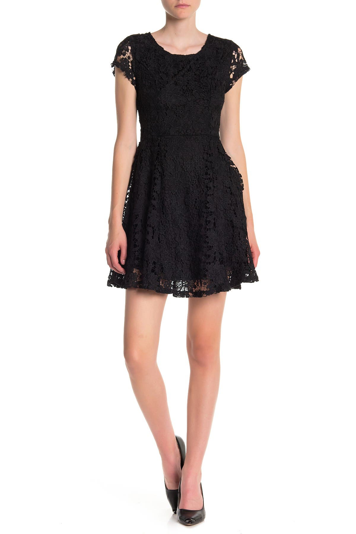 short lace dress black