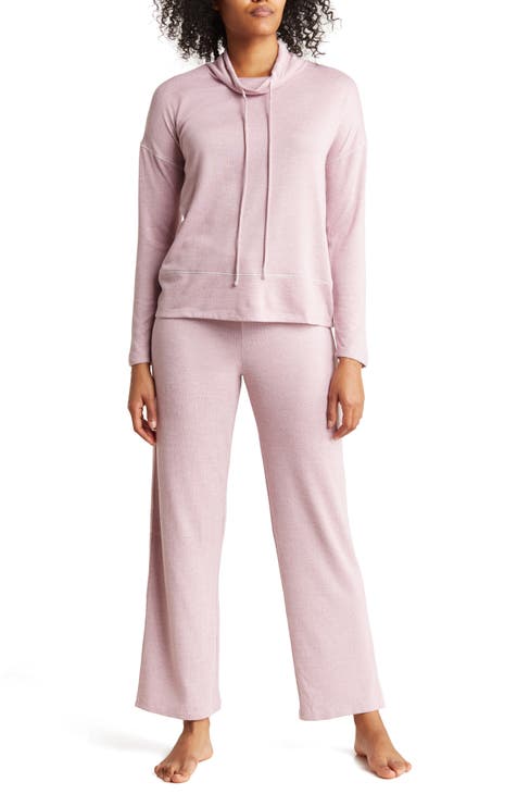 Burberry Nightwear and sleepwear for Women, Online Sale up to 84% off