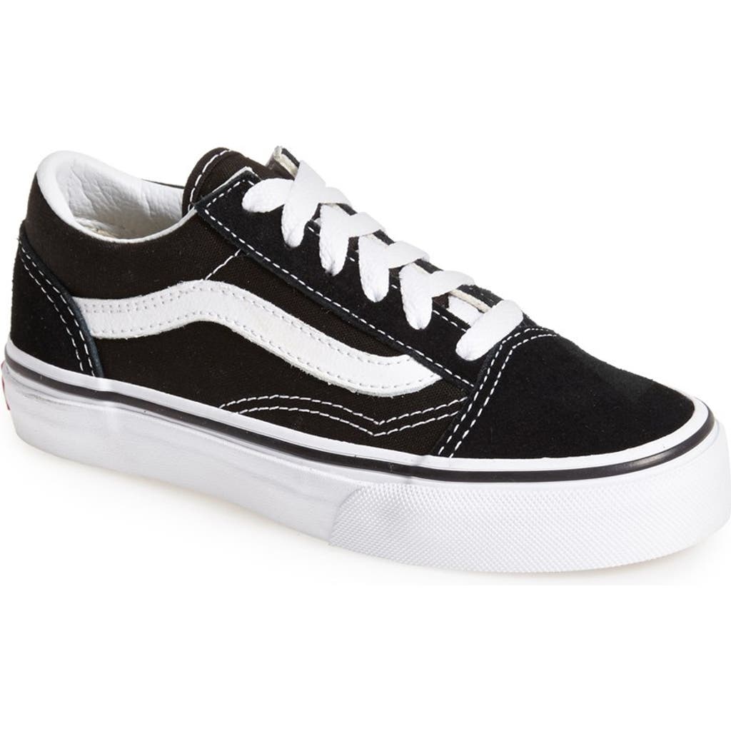Vans Old Skool Sneaker In Black/white