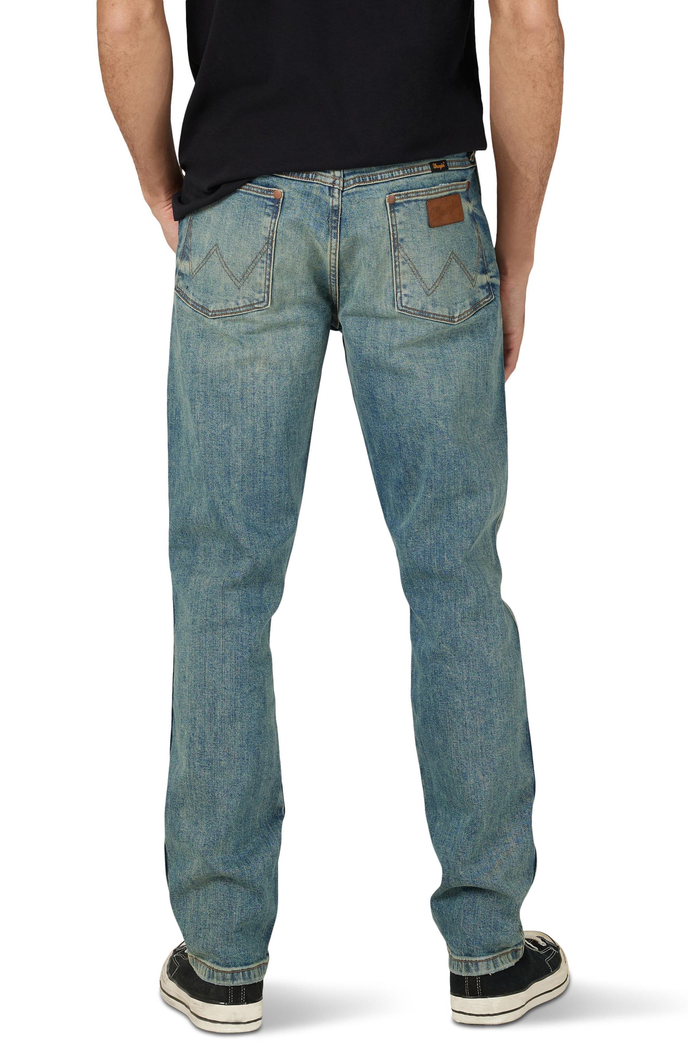 Wrangler Larston Slim Tapered Fit 