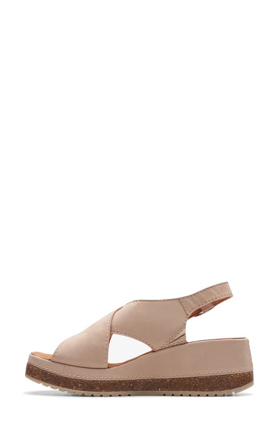 Clarks Kassanda Step In Sand Nubuck
