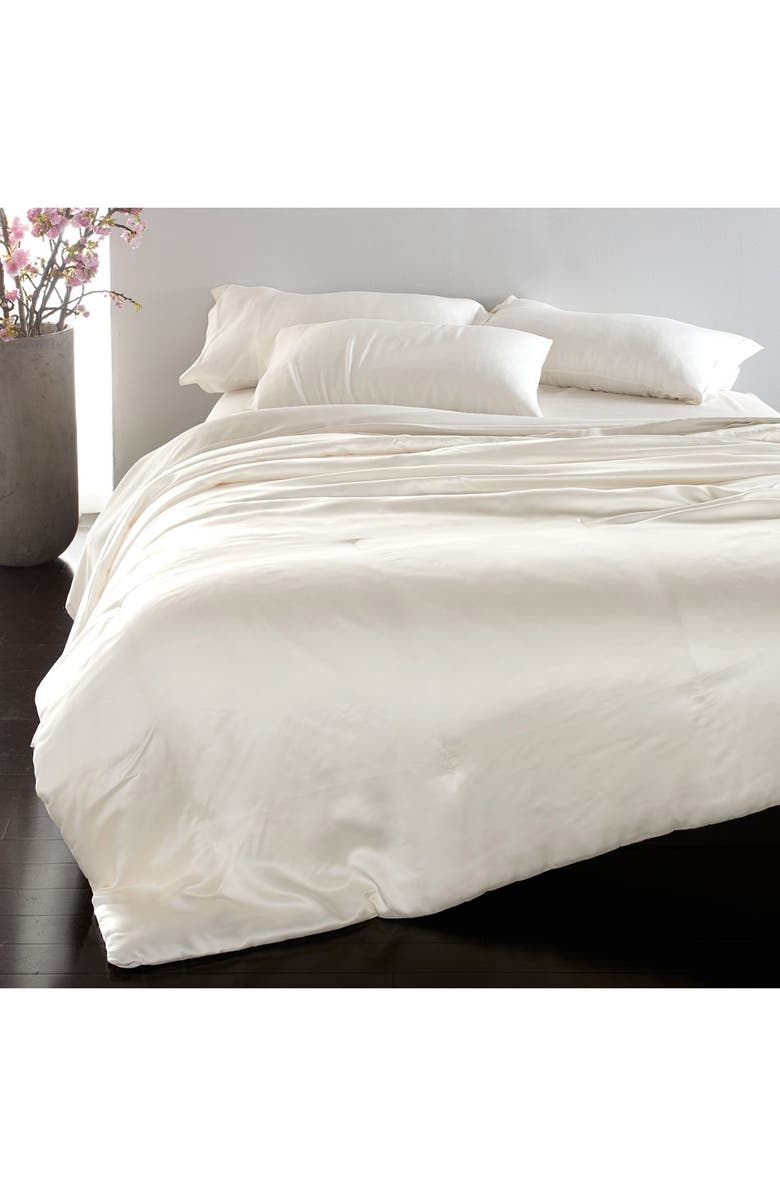 Donna Karan Collection 'Silk Essentials' Habutai Silk Comforter | Nordstrom