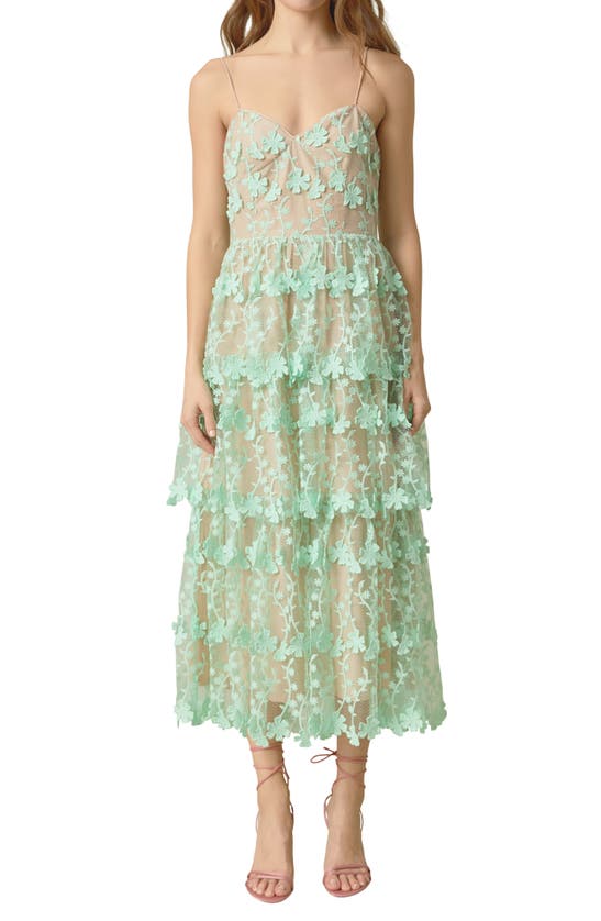 ENDLESS ROSE ENDLESS ROSE FLORAL EMBROIDERED TIERED LACE MIDI DRESS