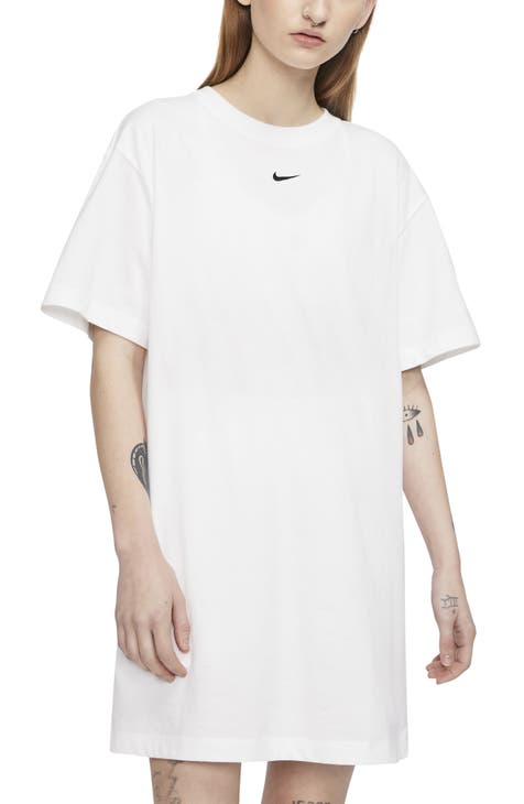 Portier Arrangement apotheek Nike Sportswear Essential T-Shirt Dress | Nordstrom