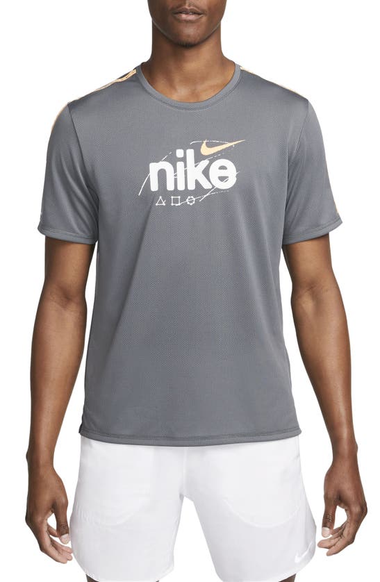 Nike Men's Dri-fit Miler D.y.e. Short-sleeve Running Top In Grey