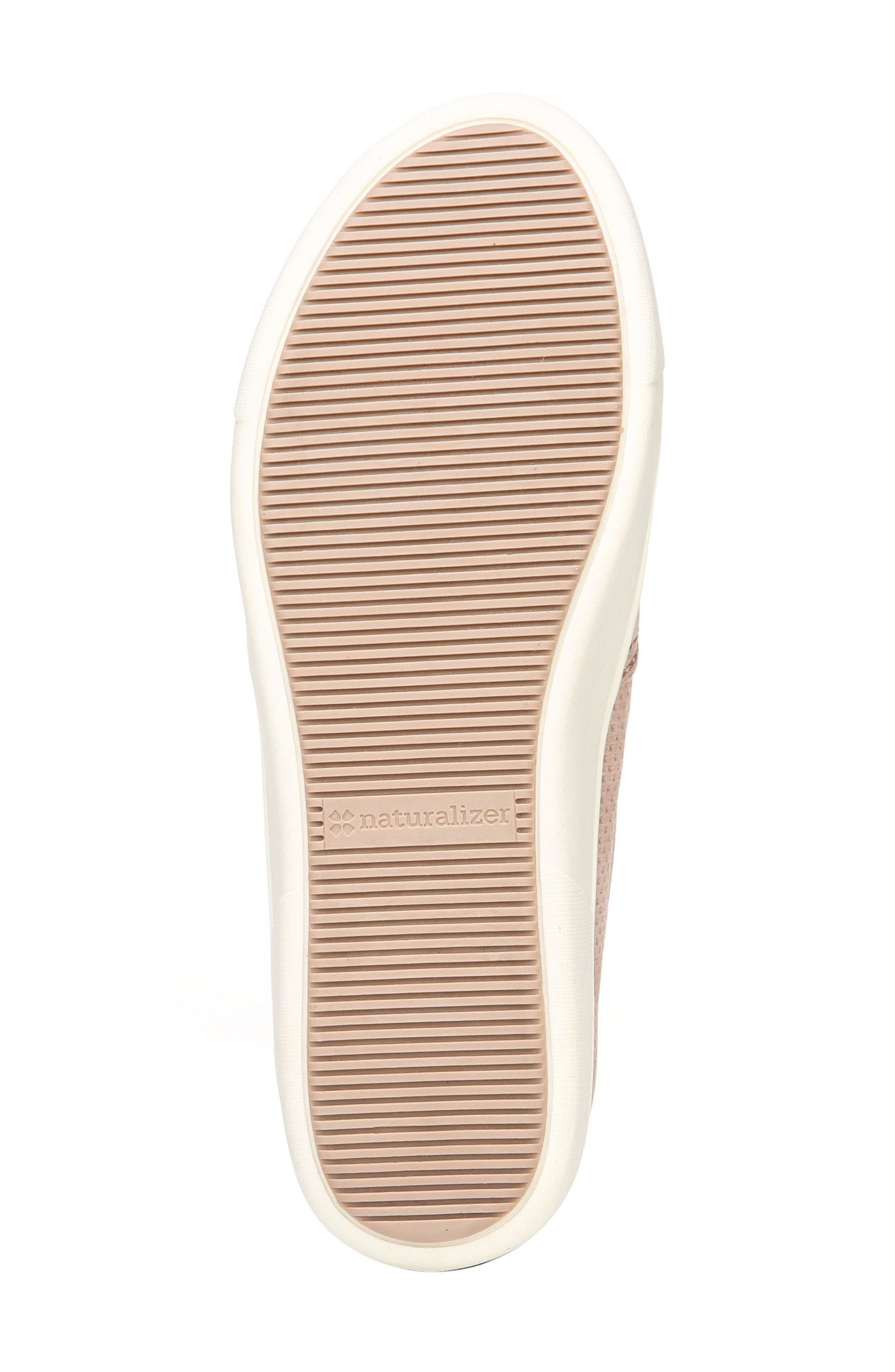 naturalizer slip on