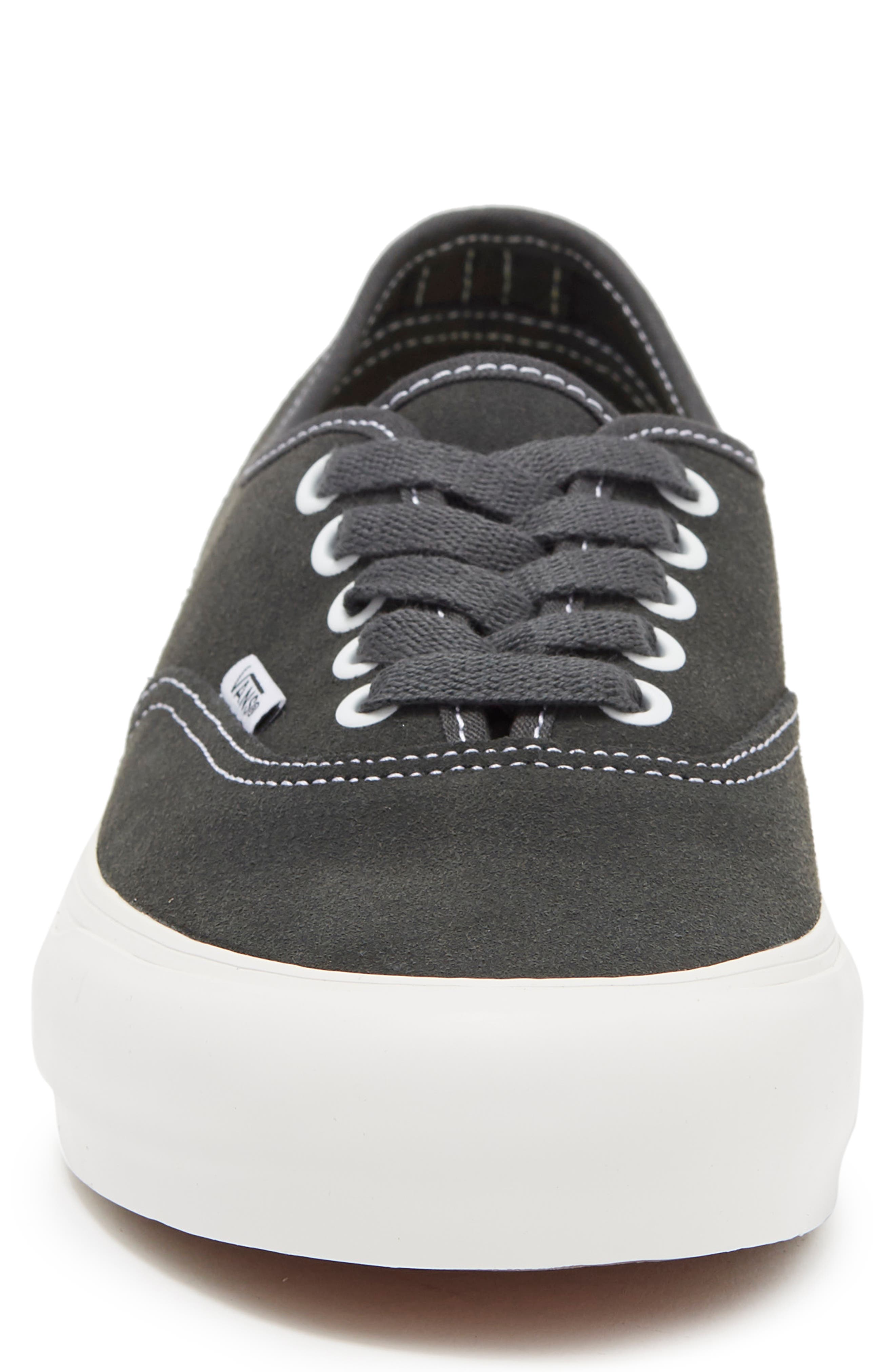 vans pro authentic suede