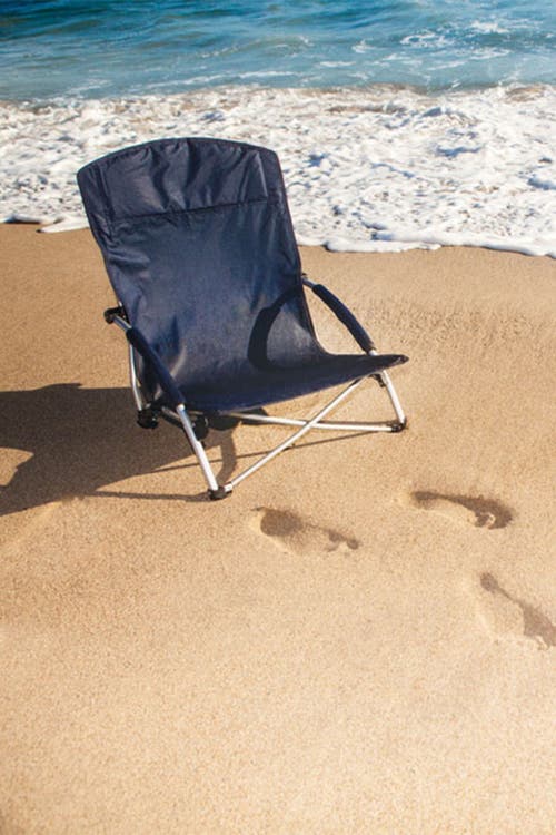 Picnic Time Oniva By  Tranquility Portable Beach Chair In Blue