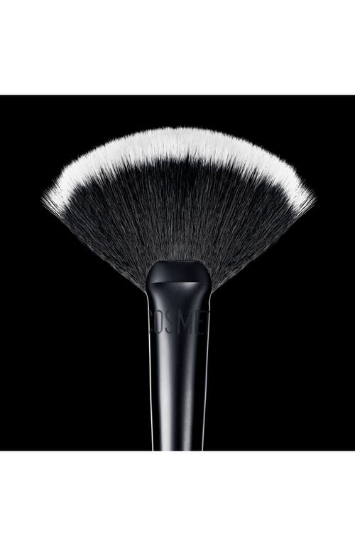 Melt Cosmetics 713 Contour Fan Brush In No Color