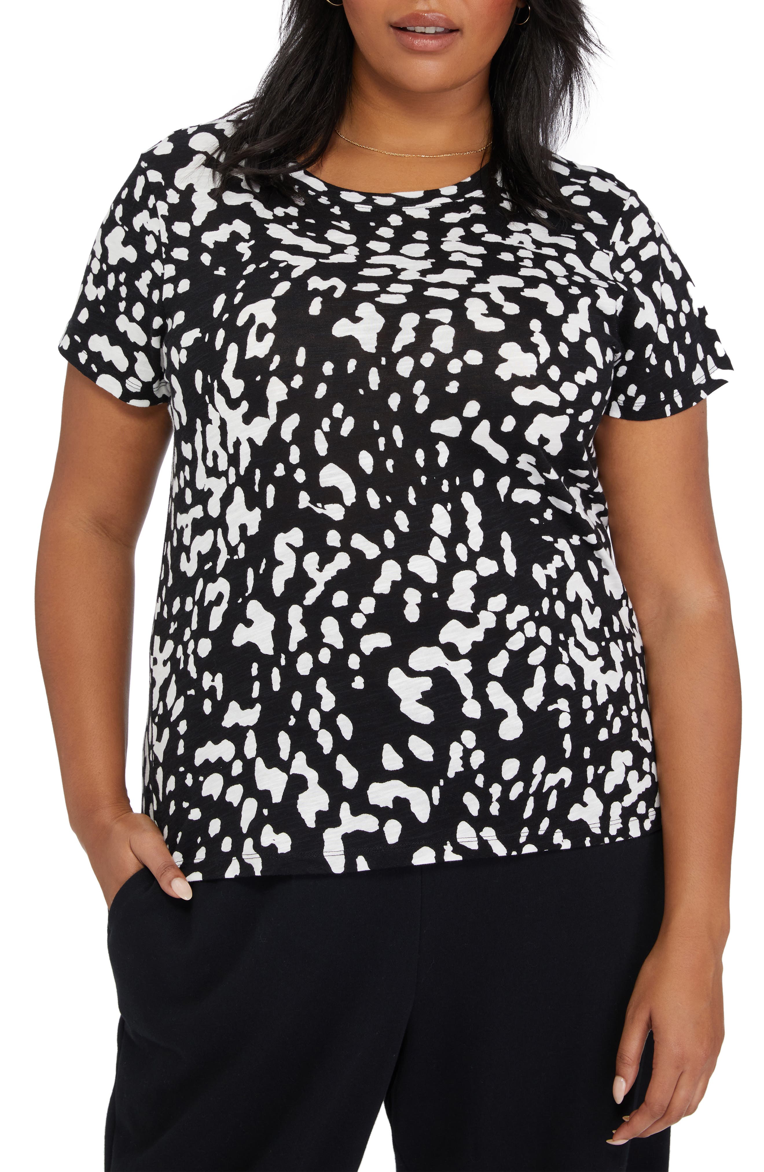 trendy plus size tops