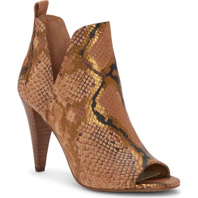 Vince Camuto Allanna Bootie, Beige