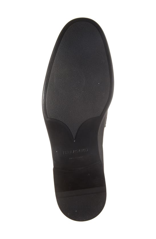 Ferragamo Desio Loafer In Nero New Biscotto