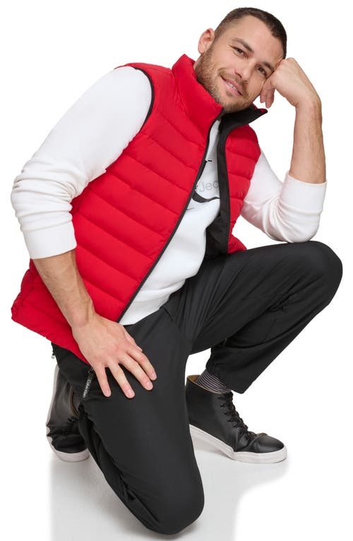 Calvin Klein Men's Stretch Puffer Vest In Deep Red