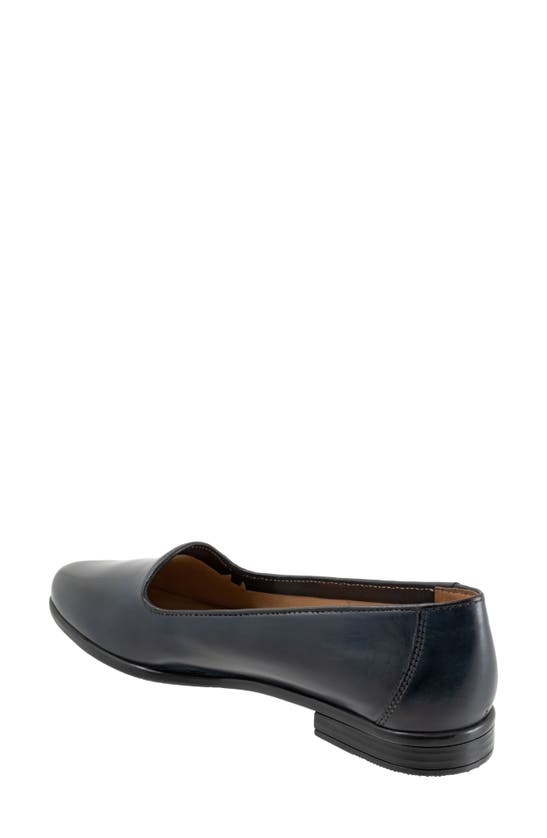 Trotters Liz Lux Flat In Navy