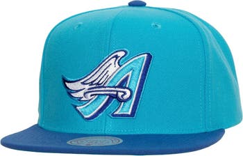 Mitchell & Ness Light Blue, Red Chicago White Sox Hometown Snapback Hat for  Men
