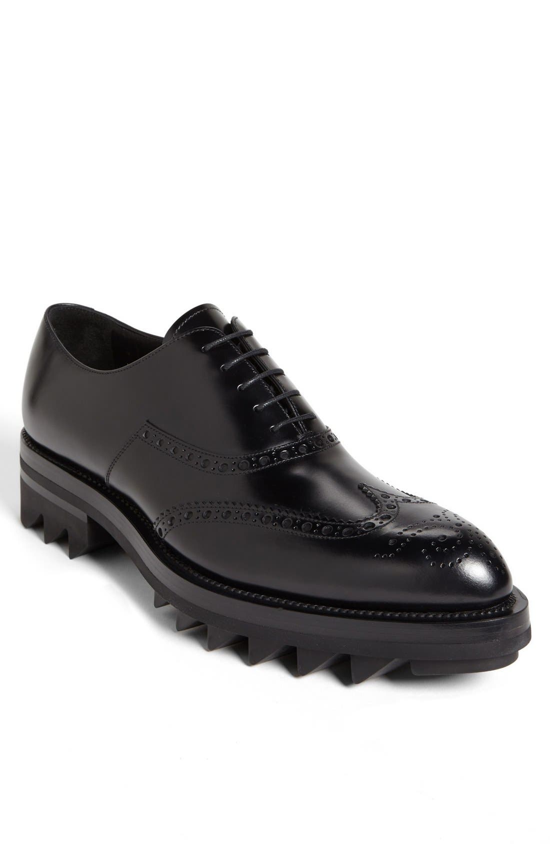 prada wingtip