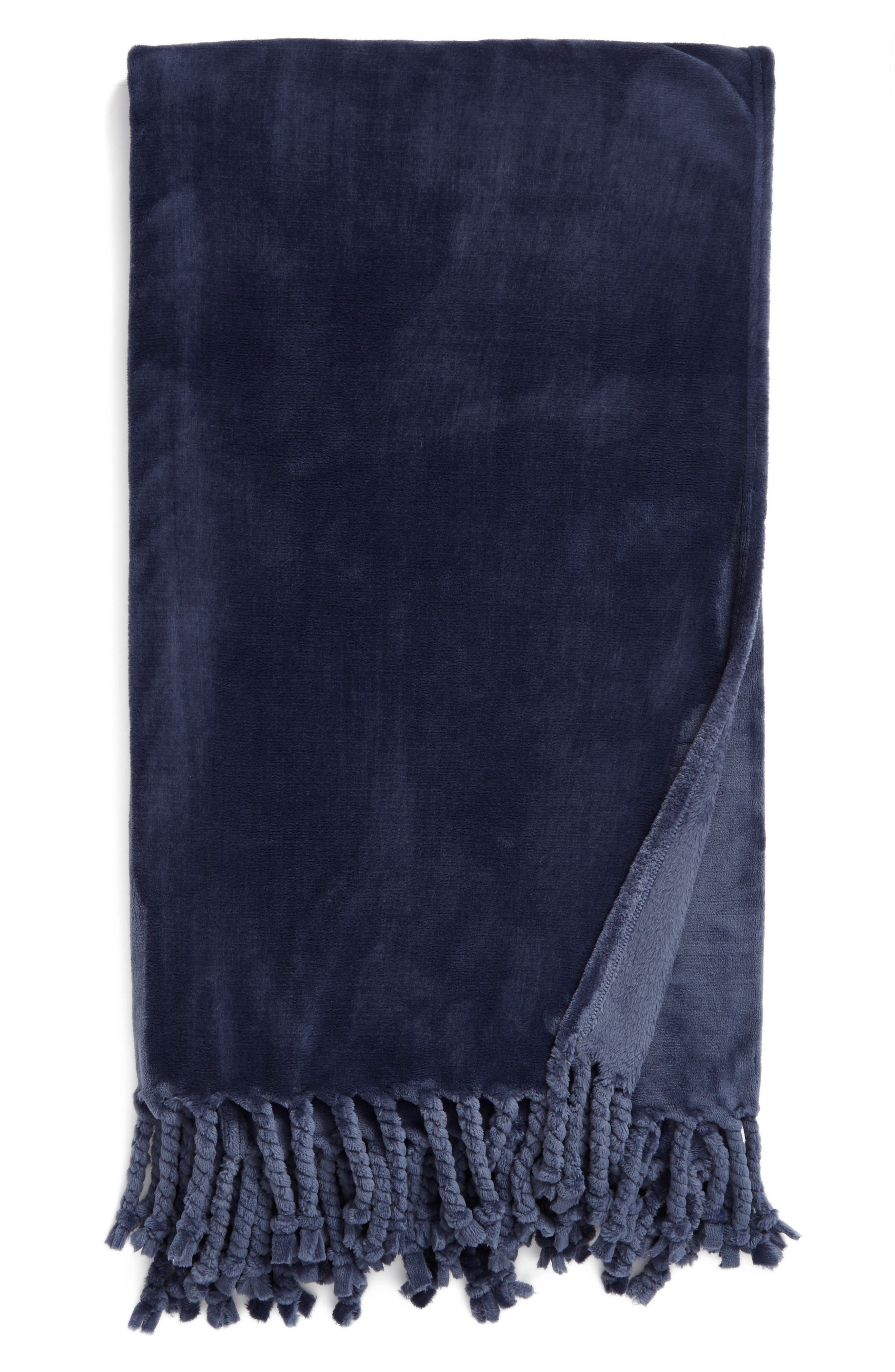 NORDSTROM AT HOME,
                            Kennebunk Bliss Plush Throw,
                            Main thumbnail 227, color,
                            408