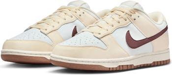 Dunk Low Next Nature Sneaker