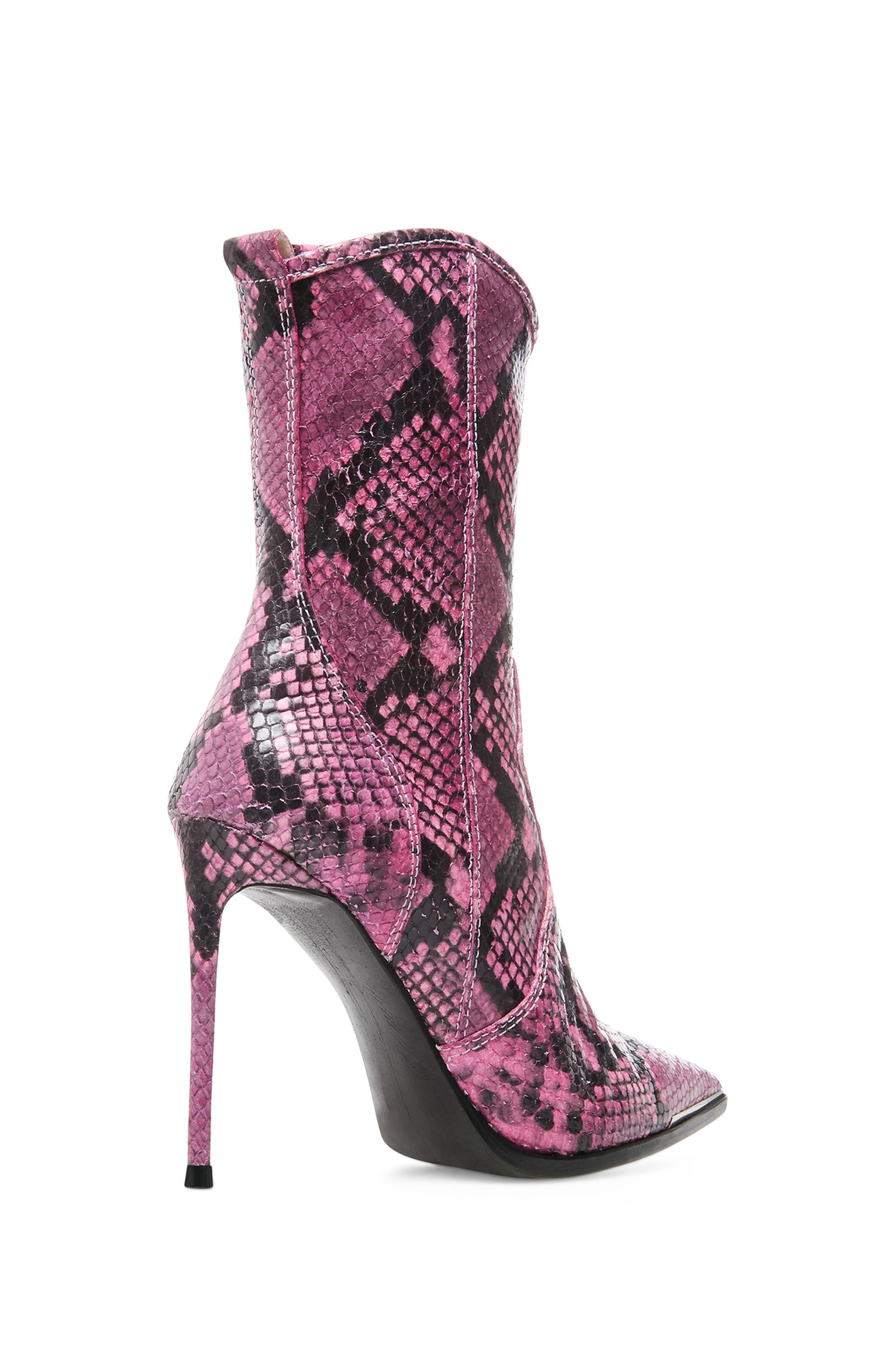 winnie sneaker bootie steve madden