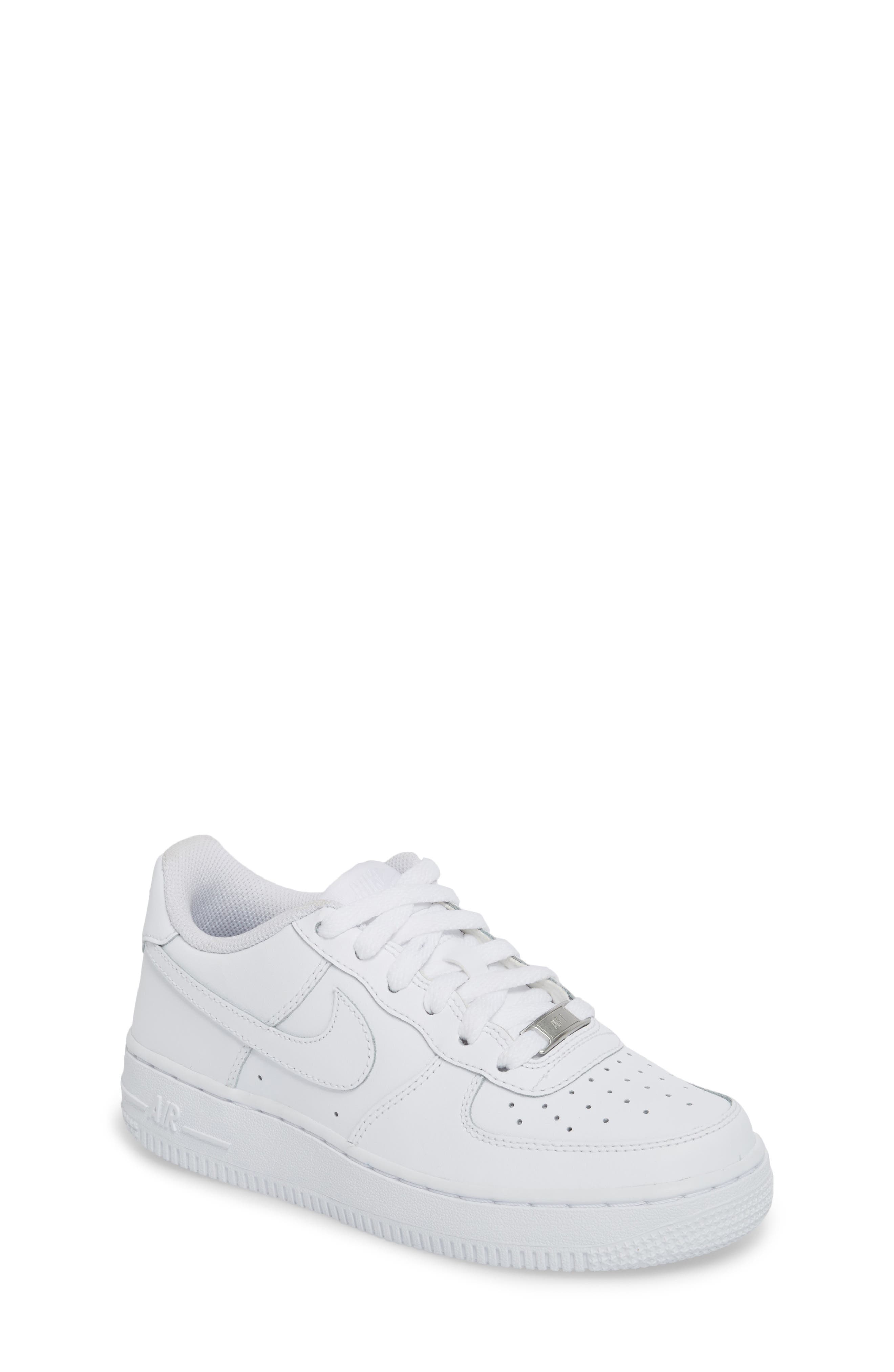 air force one tennis shoes white
