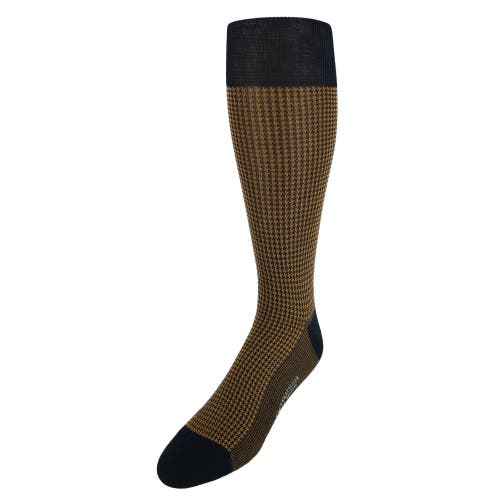 Shop Trafalgar Doyle Houndstooth Design Mercerized Cotton Mid-calf Socks In Black And Gold