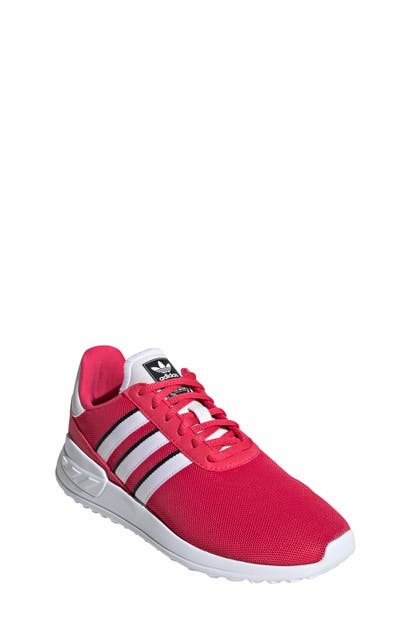 Adidas La Trainer Lite Sneaker In Power Pink/ftwr White
