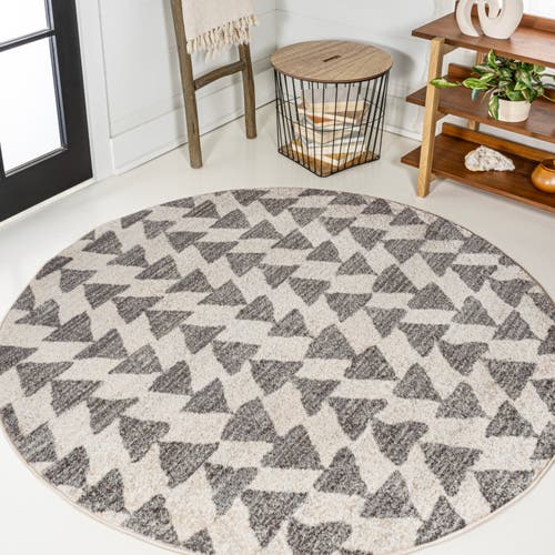 Jonathan Y Aisha Moroccan Triangle Geometric Polypropylene Rug In Cream/gray
