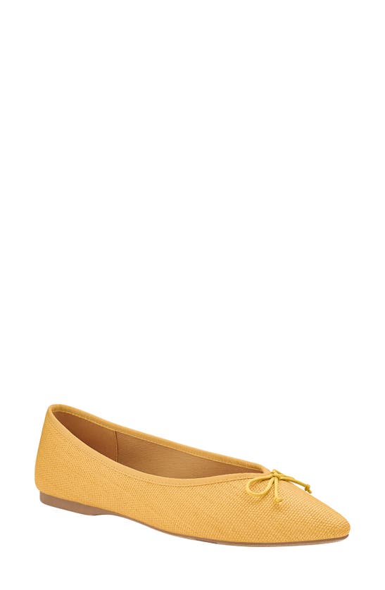 Birdies Goldfinch Pointed Toe Flat In Daffodil Raffia