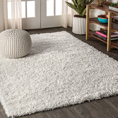 Jonathan Y Mercer Shag Plush Area Rug In White
