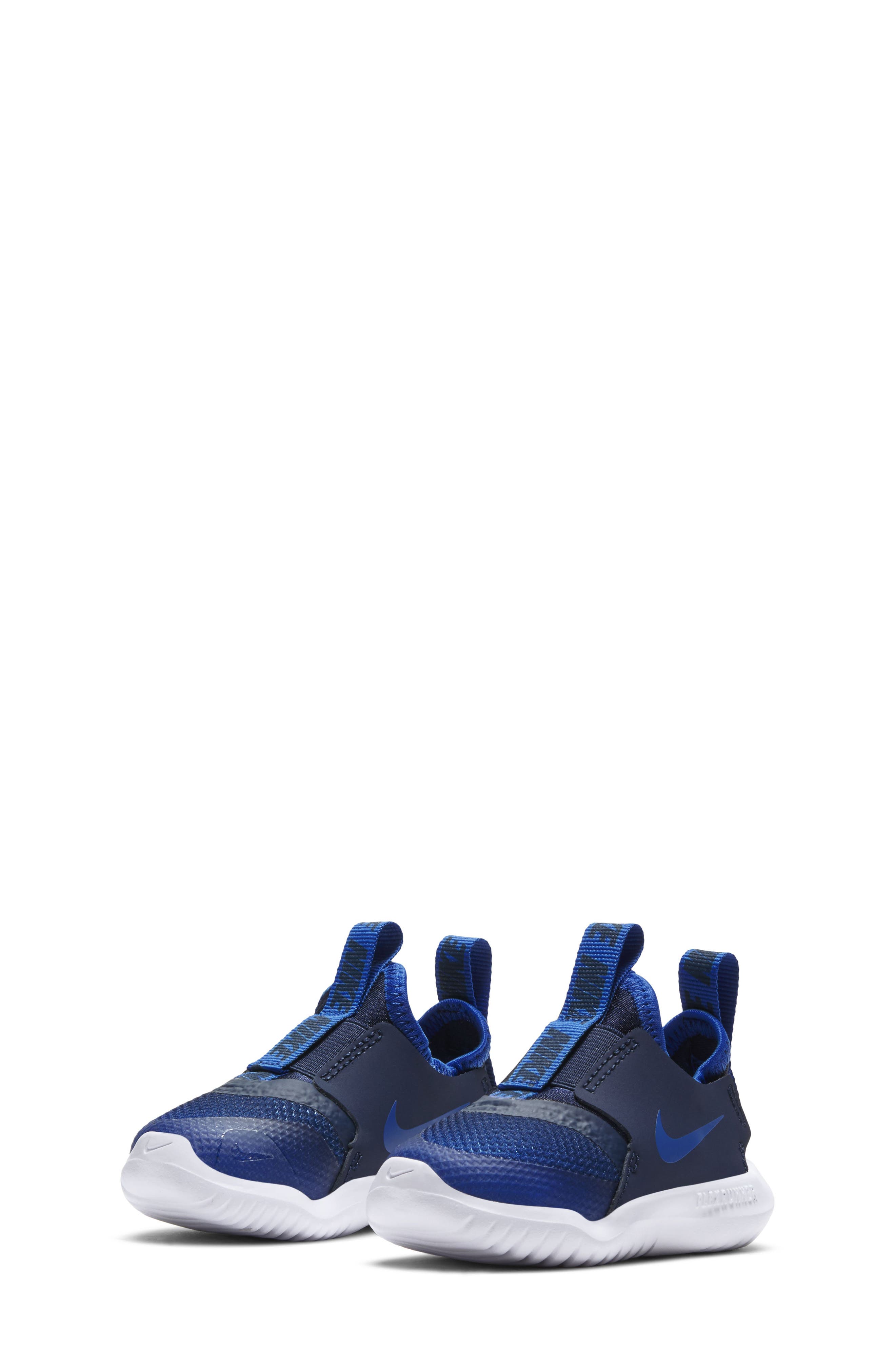 navy blue tennis shoes