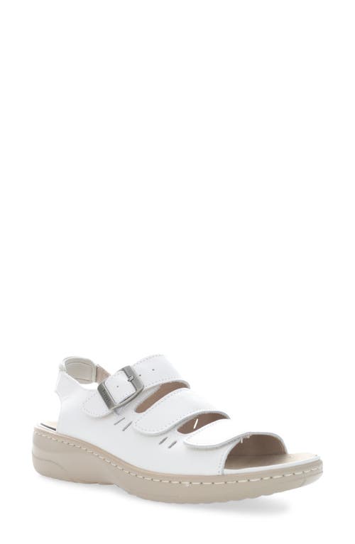Breezy Walker Sandal in White Onyx