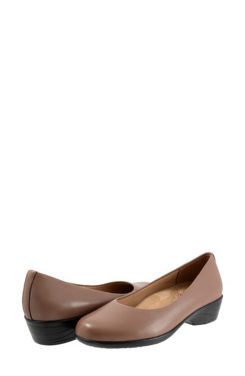 Shop Trotters Rozalin Pump In Stone