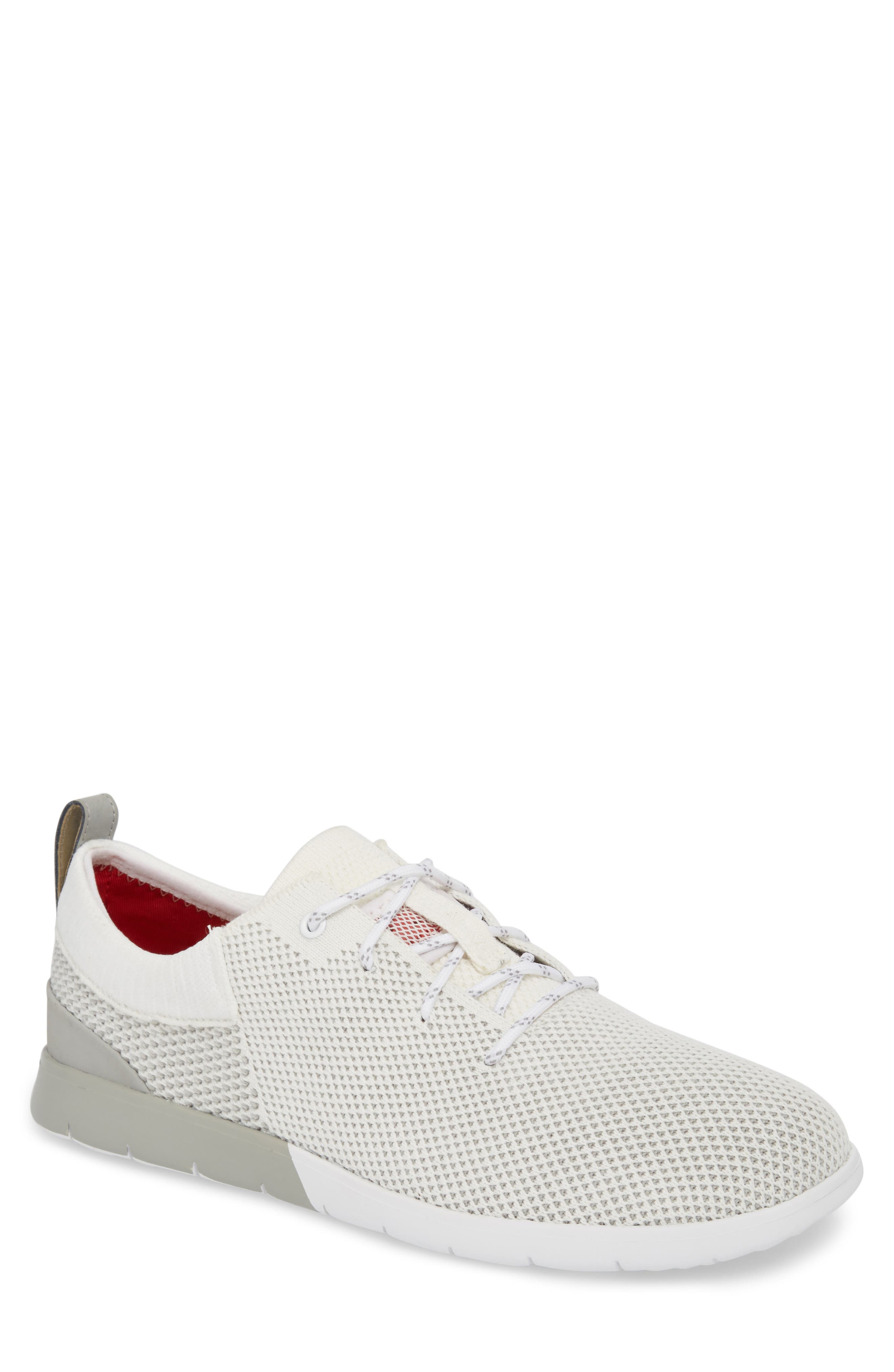 ugg feli hyperweave sneaker