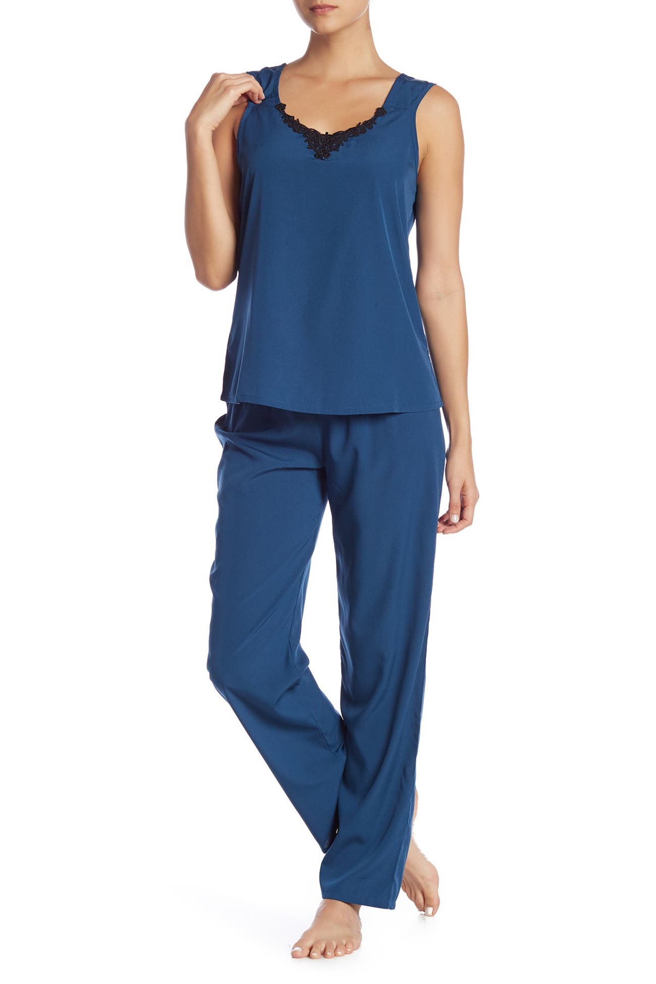 Tahari | Evening Magic Applique Pajama 2-Piece Set | Nordstrom Rack