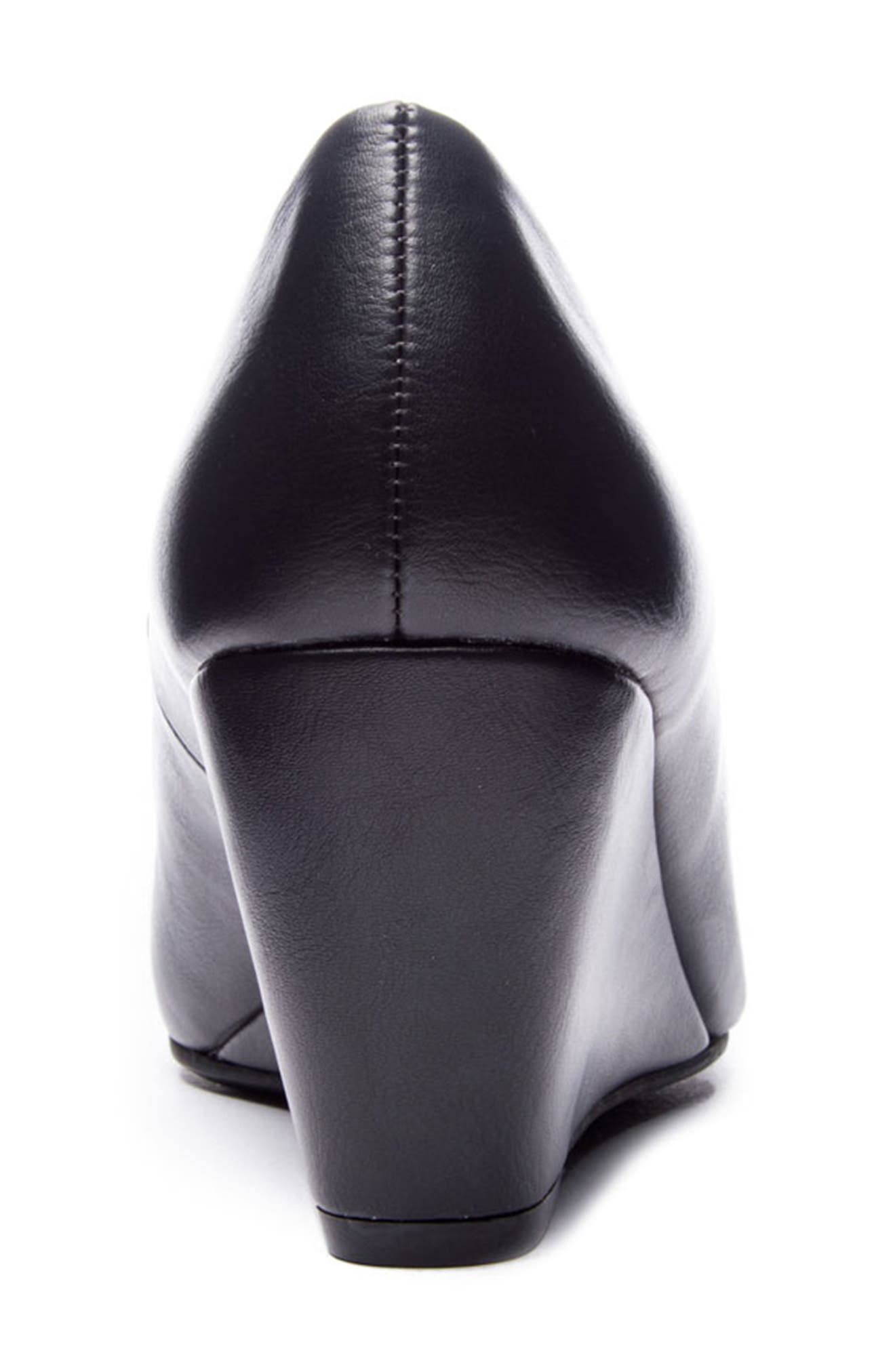 CL BY LAUNDRY Nima Wedge Pump 