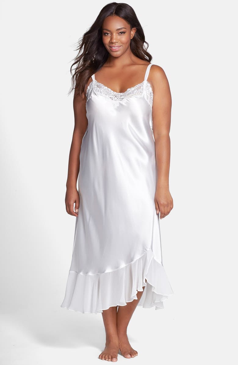 Oscar de la Renta Sleepwear 'Always a Bride' Nightgown (Plus Size ...