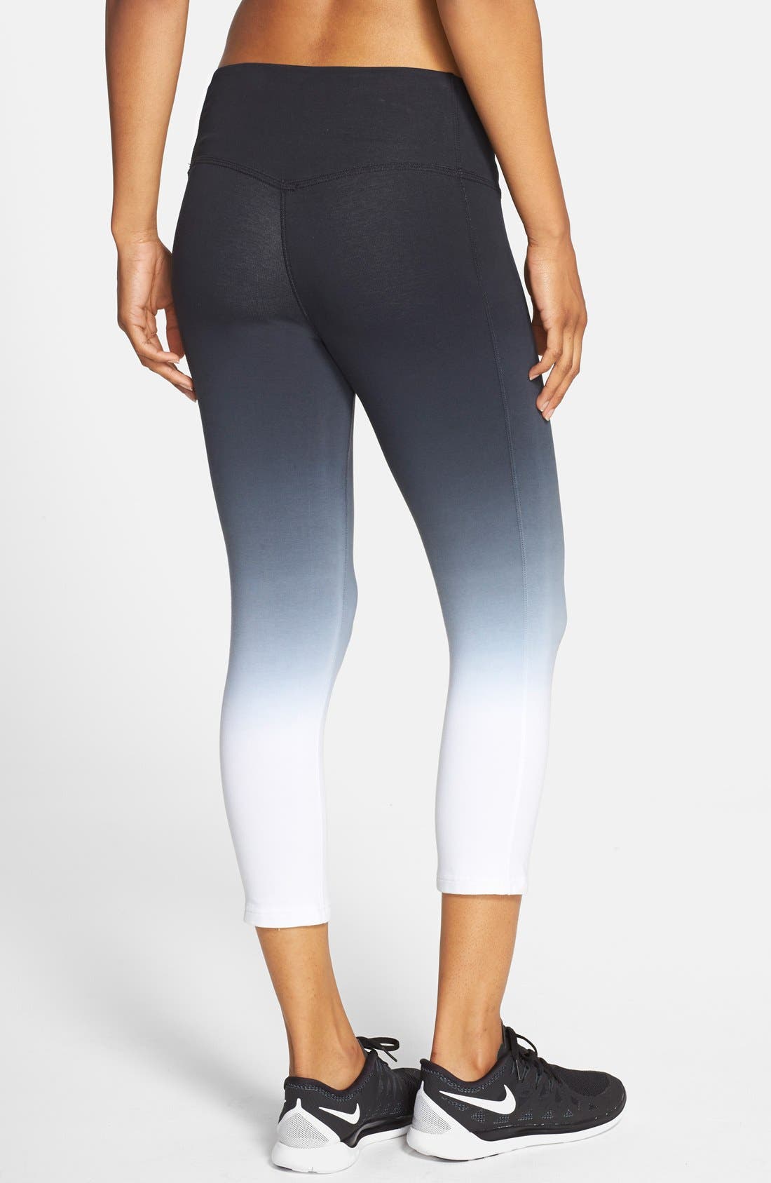 nike legend tight fit capri